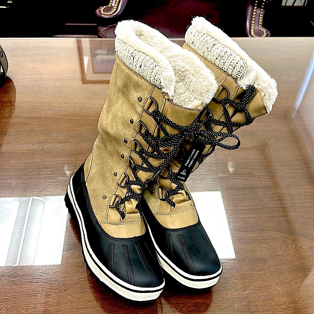 Aldo Rain or Snow boots NWT